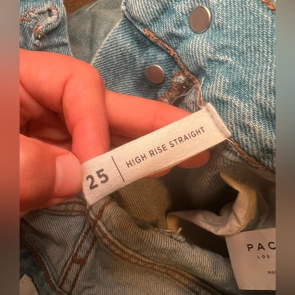 Pacsun Blue Jeans with Dark Patch Women’s Size 25 High Rise Straight - Picture 4 of 7